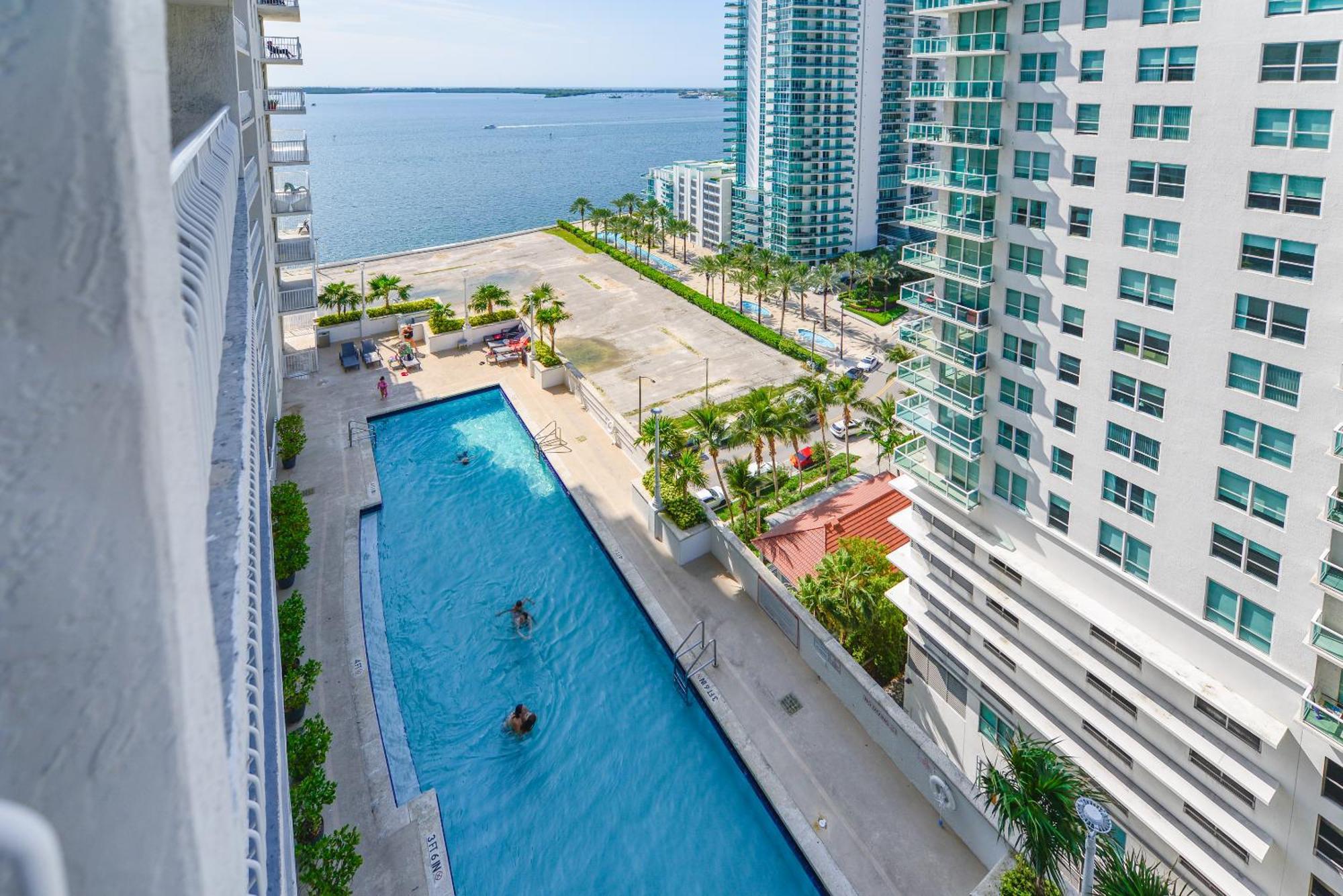 Amazing 3 Bedroom Condo At Brickell With Pool Маями Екстериор снимка