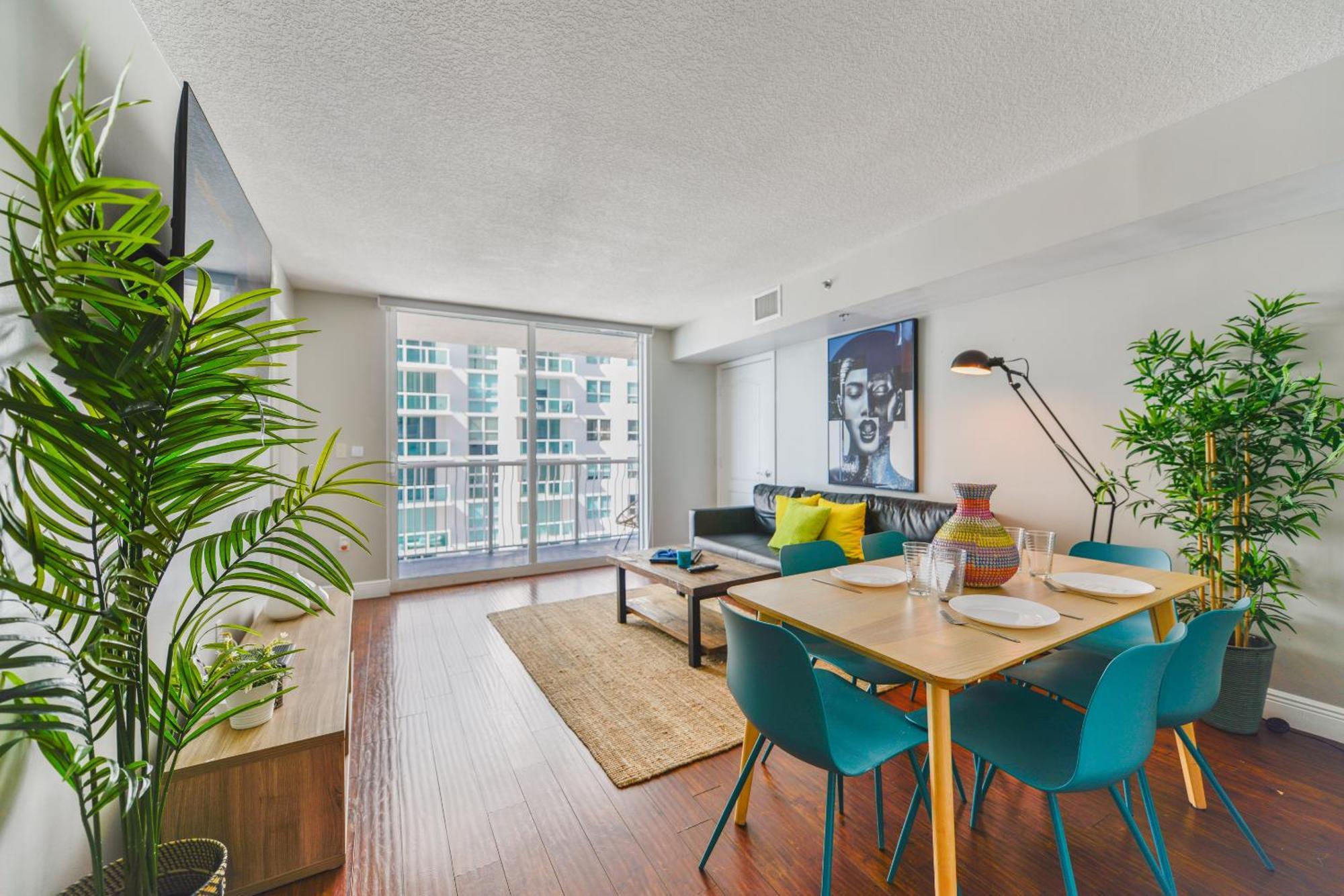 Amazing 3 Bedroom Condo At Brickell With Pool Маями Екстериор снимка