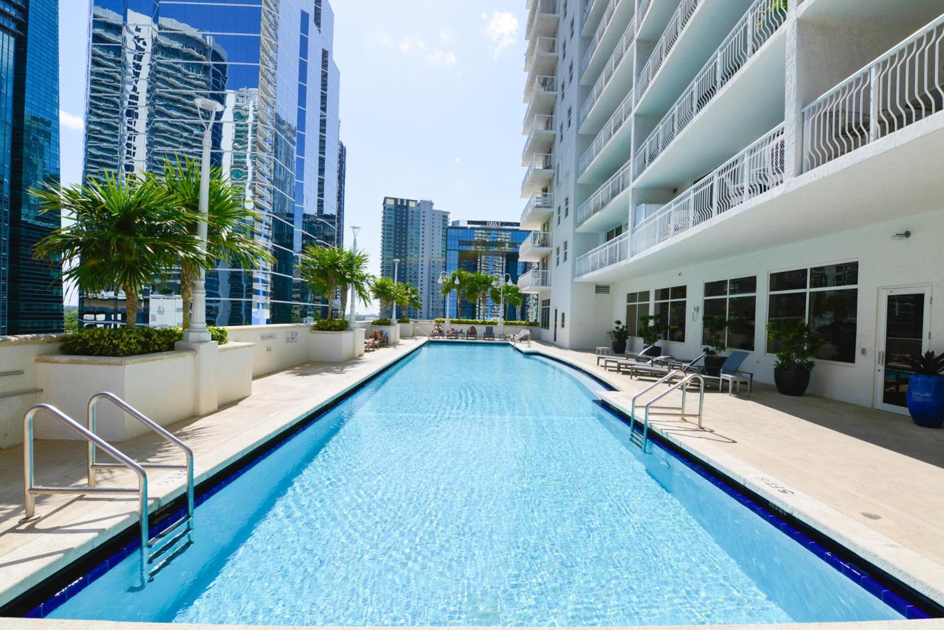 Amazing 3 Bedroom Condo At Brickell With Pool Маями Екстериор снимка